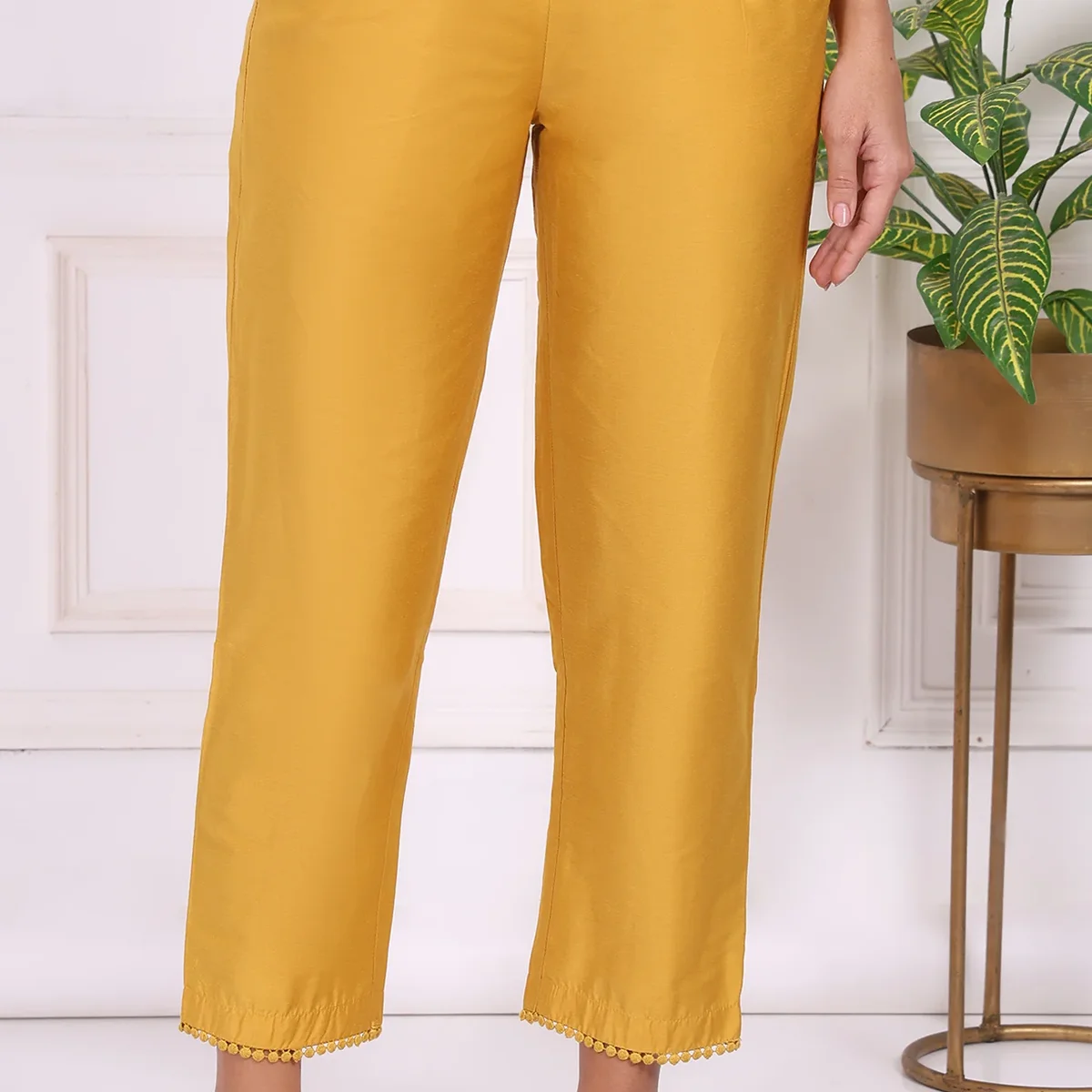 Yellow Solid Ankle Length Straight Pants